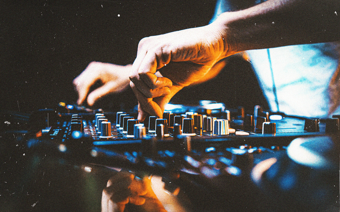 Madrí 'In the Mix' header image
